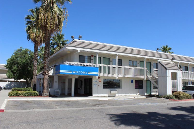 Motel 6-Coalinga, Ca - East Exterior photo